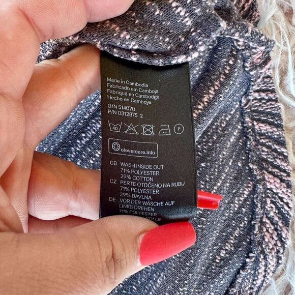 H&M Knit Top - Picture 3 of 4